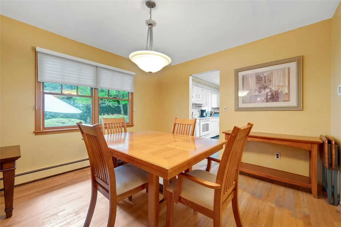 Photo of 263 Memorial Drive