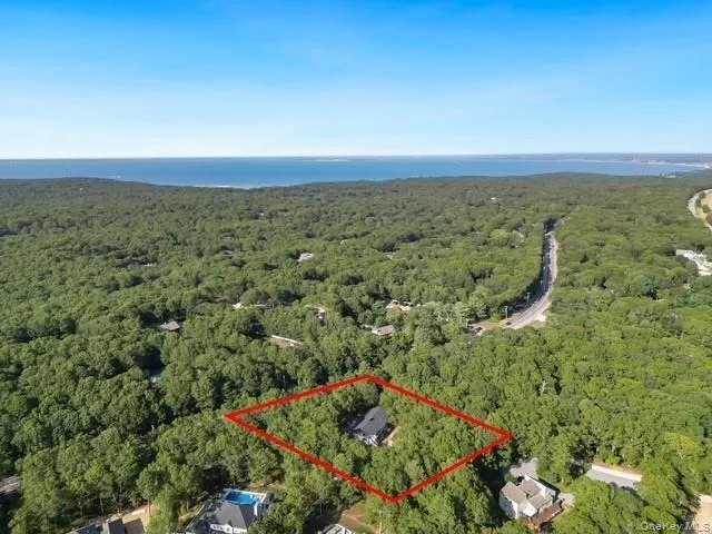 Photo of 105 Old Riverhead Road