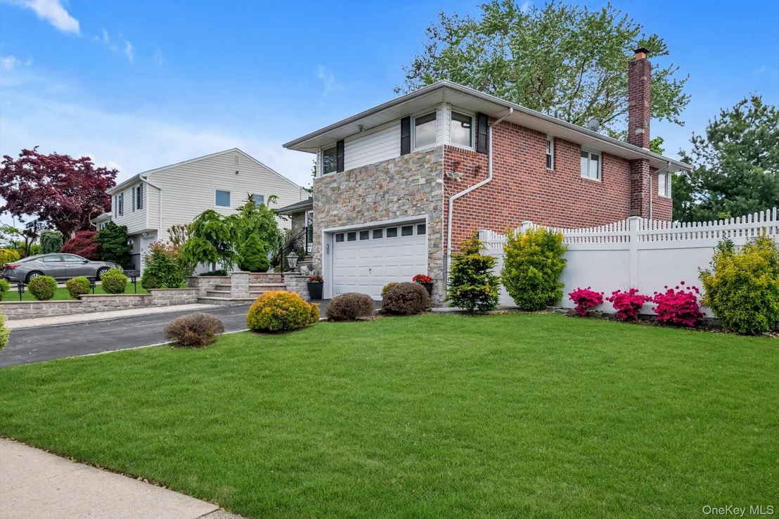 Photo of 98 Belmont Circle