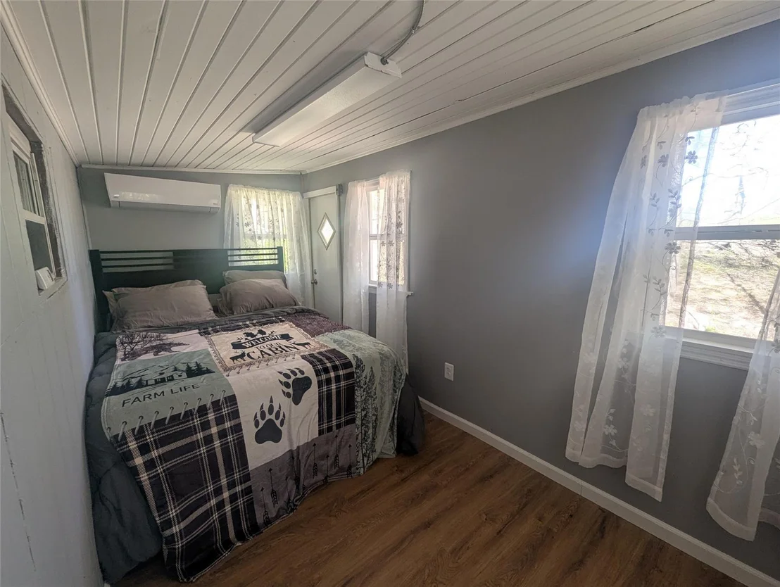 Photo of 129 Foster Road