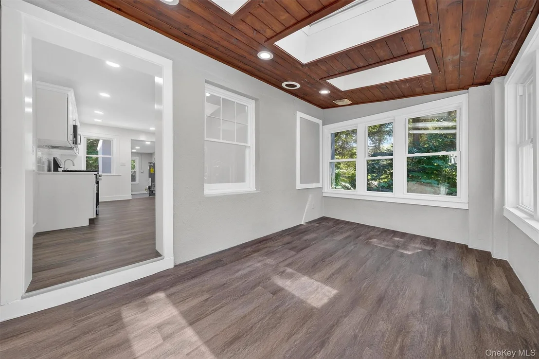 Photo of 28 Red Brook Road