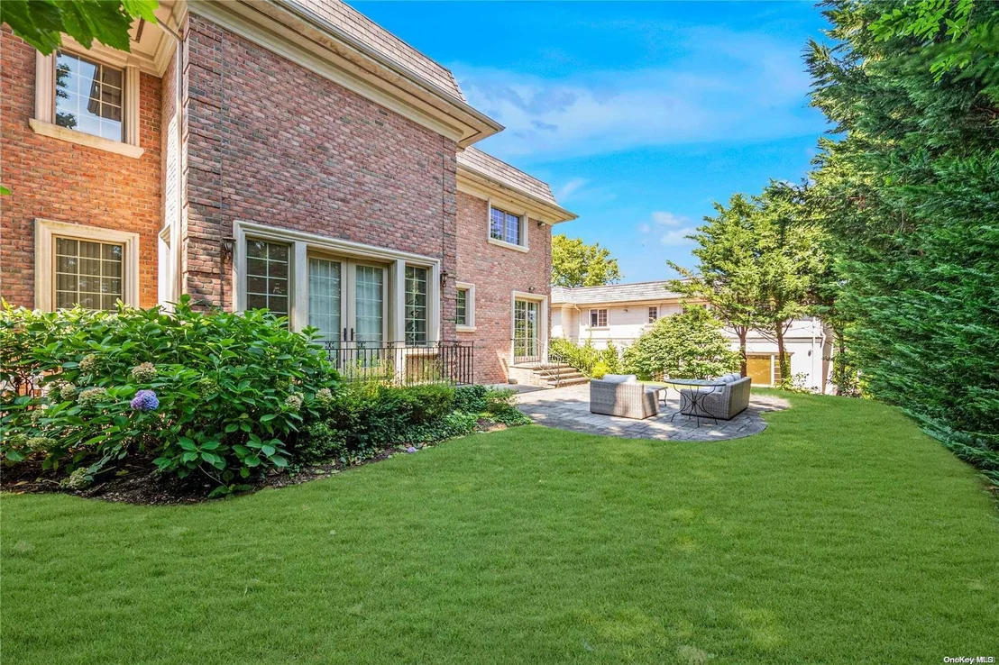 Photo of 45 Longfellow Road