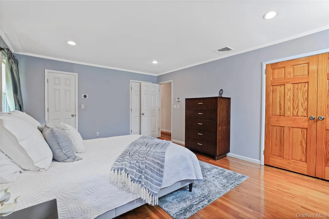 Photo of 2 Rochambeau Drive