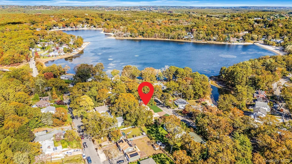 Photo of 128 Lakeside Trail