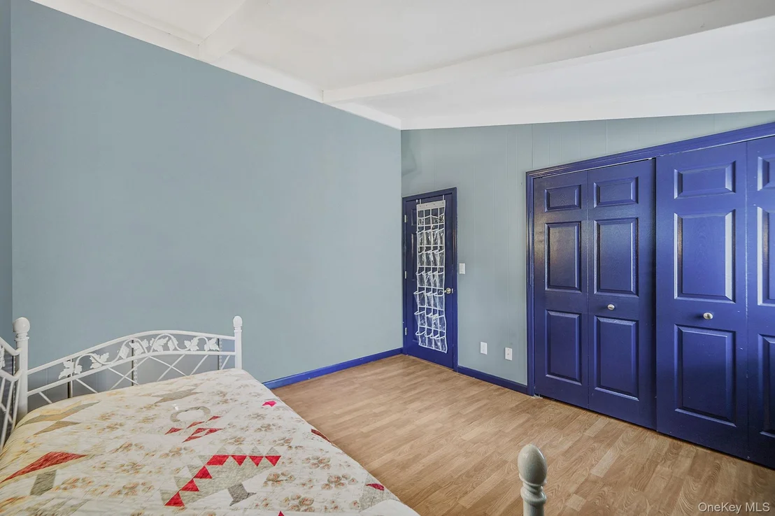 Photo of 7 Deepdale Drive