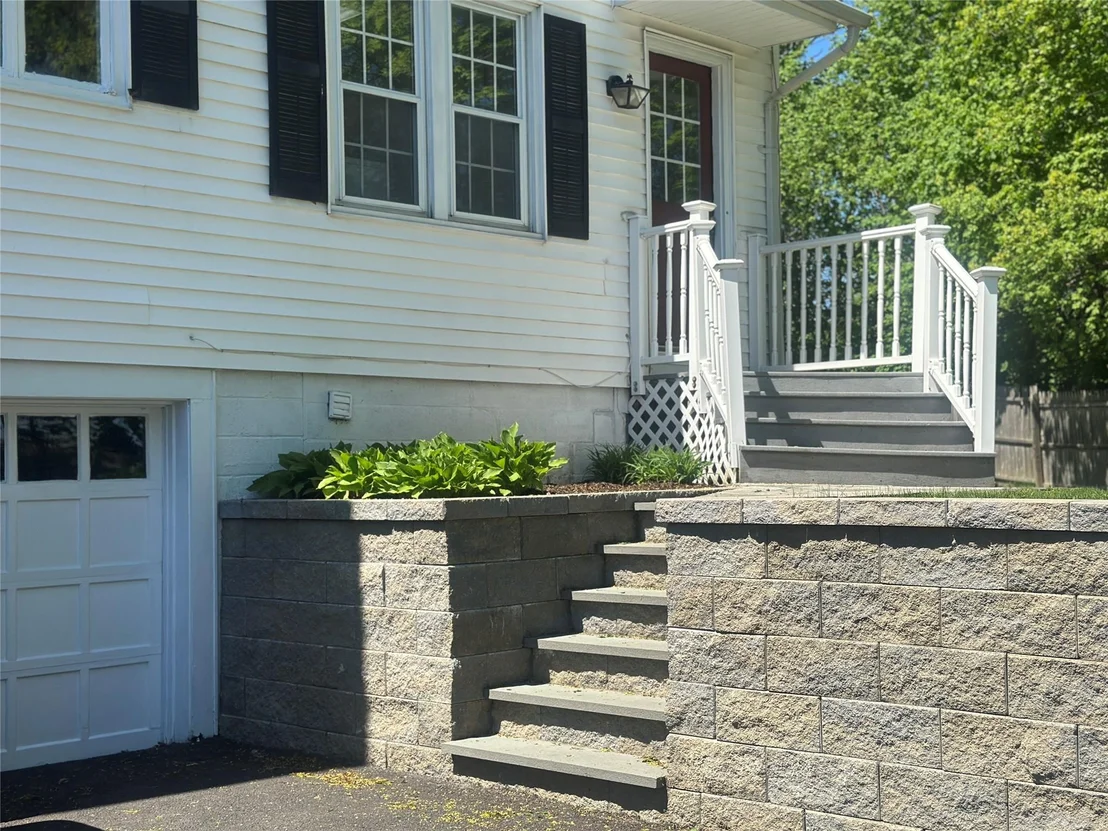 Photo of 8 Van Siclen Drive