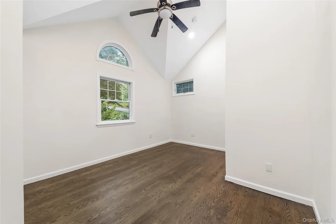 Photo of 17 Ridge Way