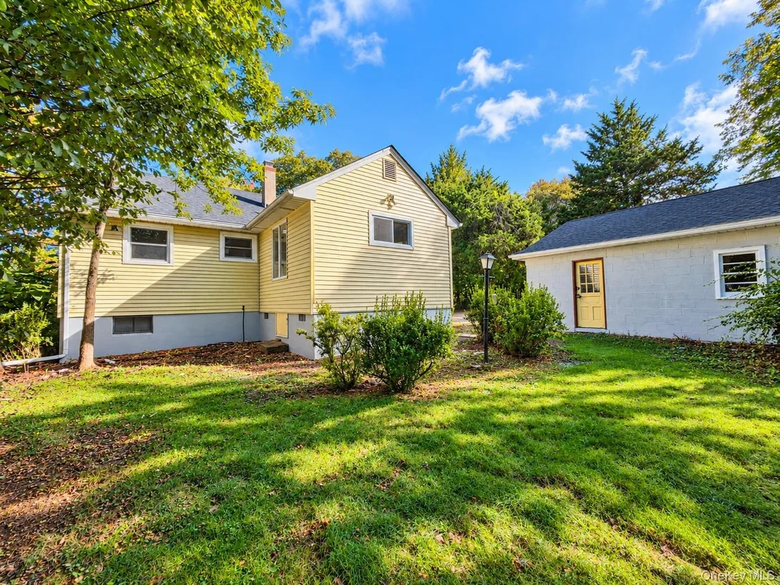 Photo of 11 Clover Drive