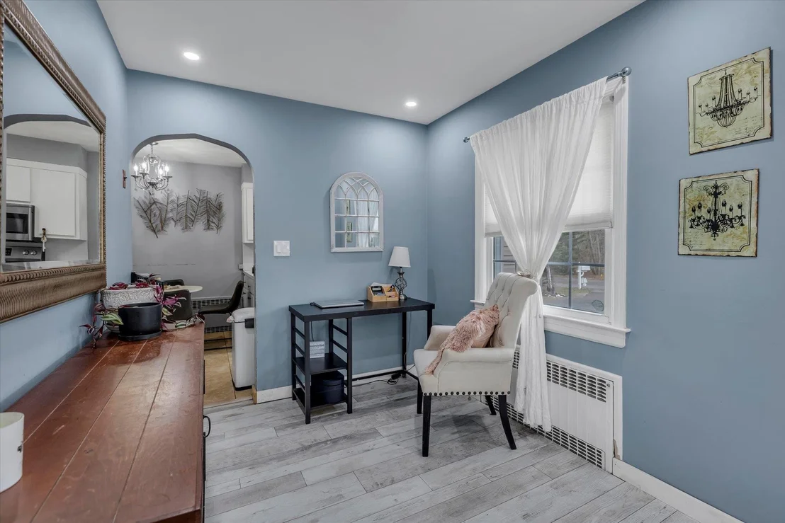 Photo of 6 Brookway