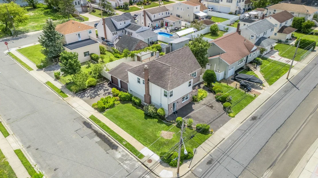Photo of 205 Saint Marks Avenue