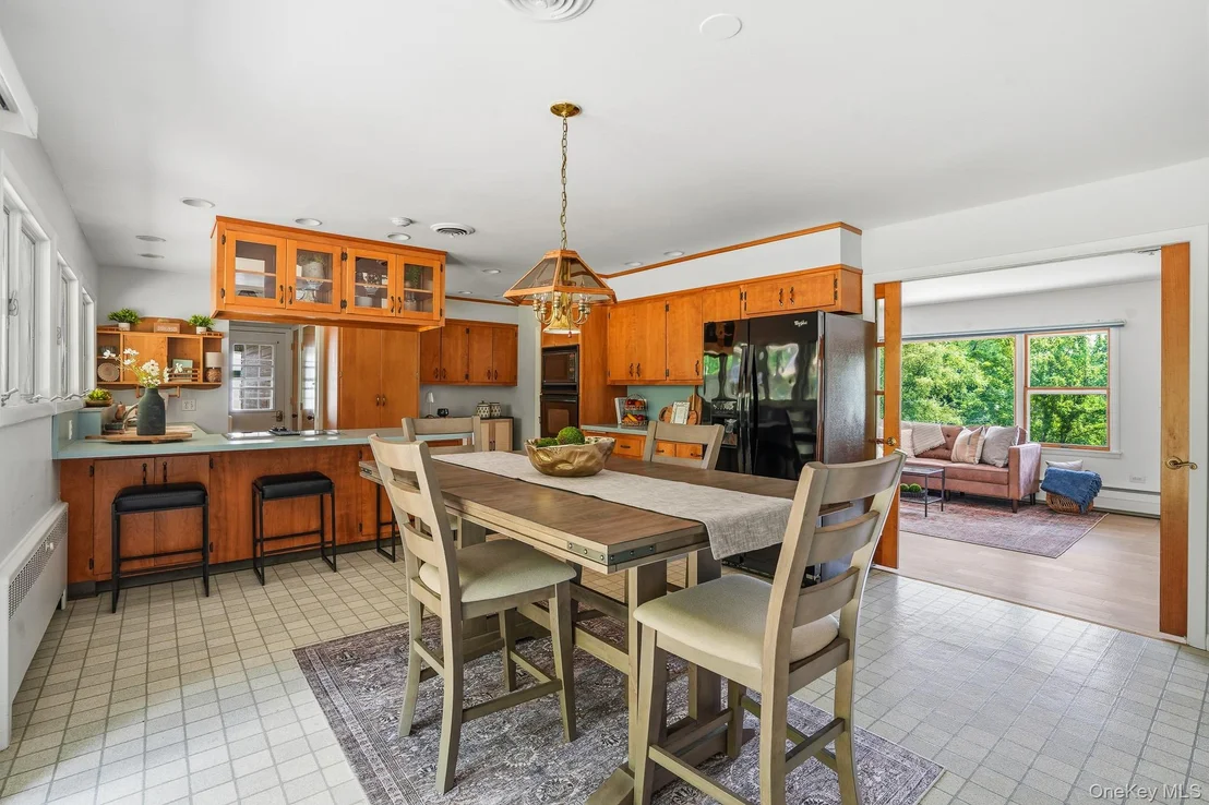 Photo of 21 Vail Road