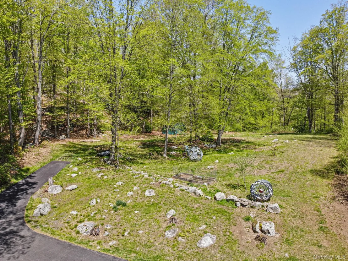 Photo of 44 Tompkins Road