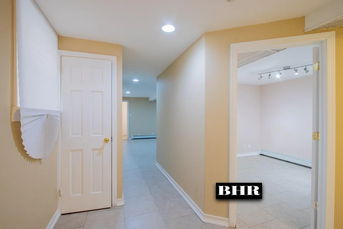 Photo of 4060 Ocean Avenue