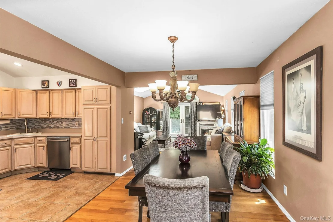 Photo of 58 Crescent Place