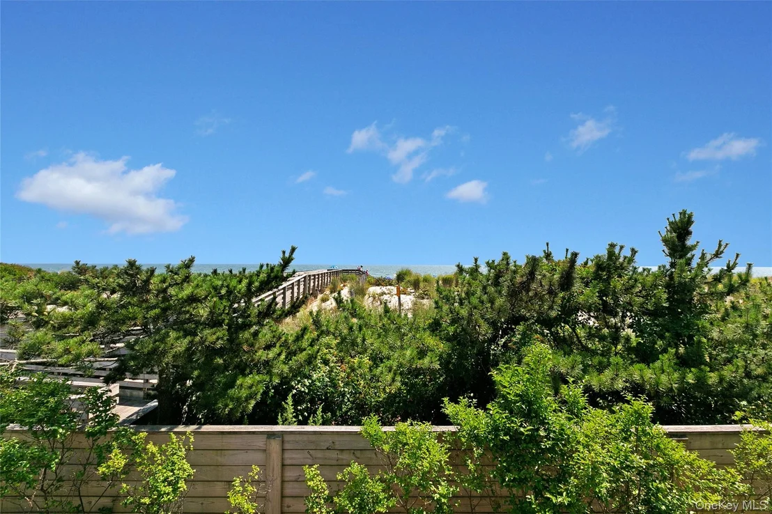 Photo of 879 Oceanfront