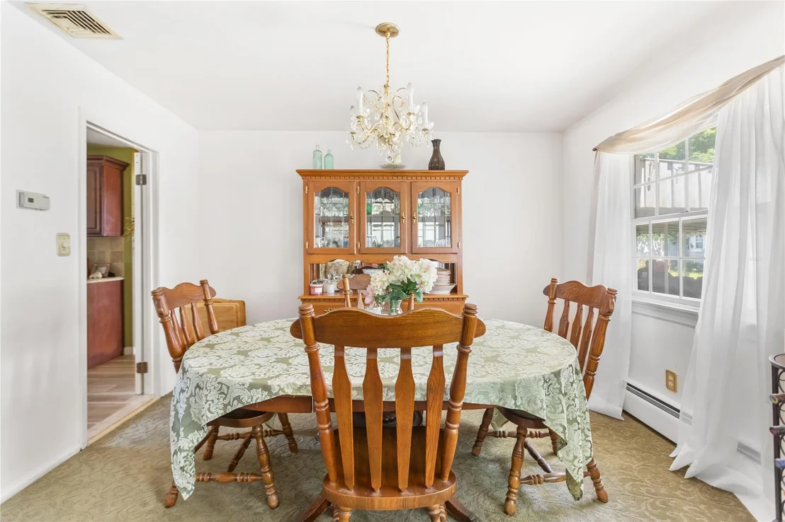Photo of 39 Winfield Davis Drive