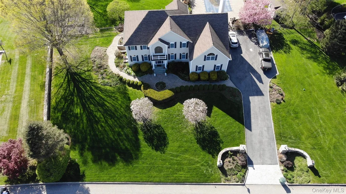 Photo of 27 Kaitlin Drive