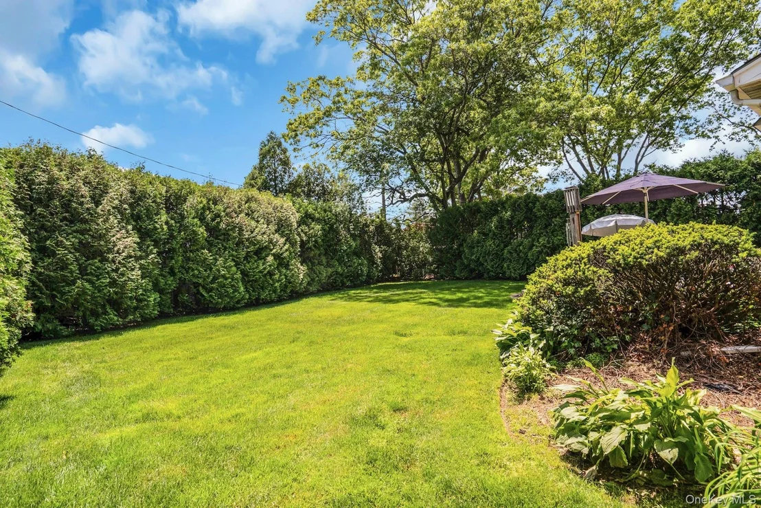 Photo of 27 Arcadia Drive