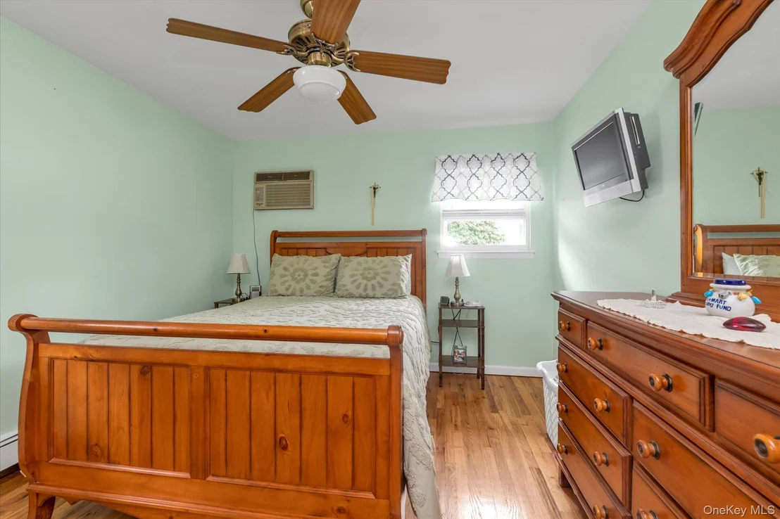 Photo of 46 Forest Avenue