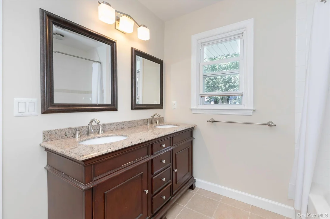 Photo of 48 Clinton Avenue