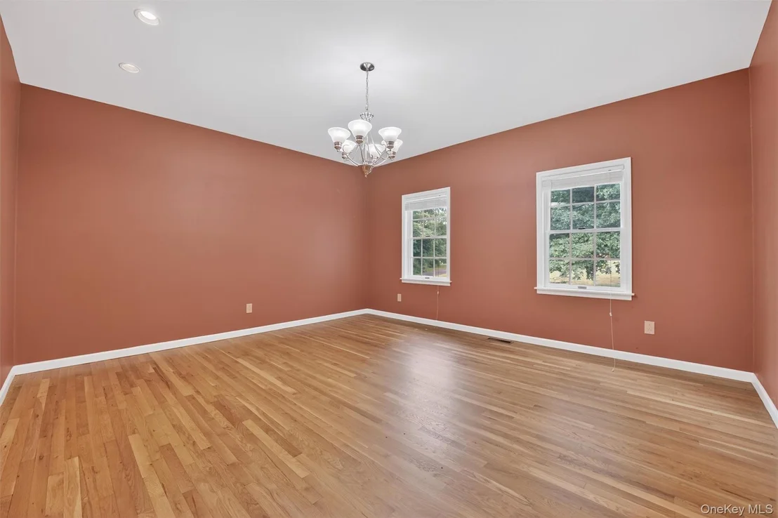 Photo of 16 Apple Summit Lane