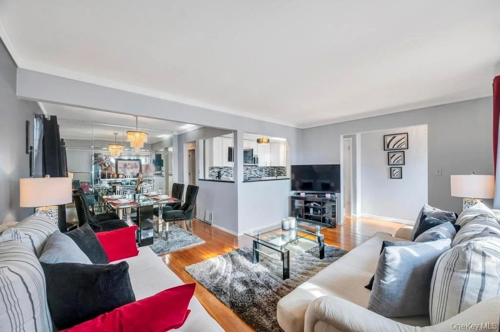 Photo of 488 Pershing Blvd