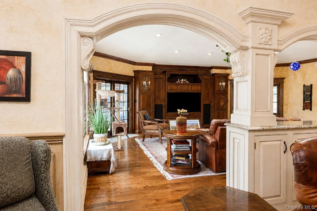 Photo of 10 Sutherland Drive