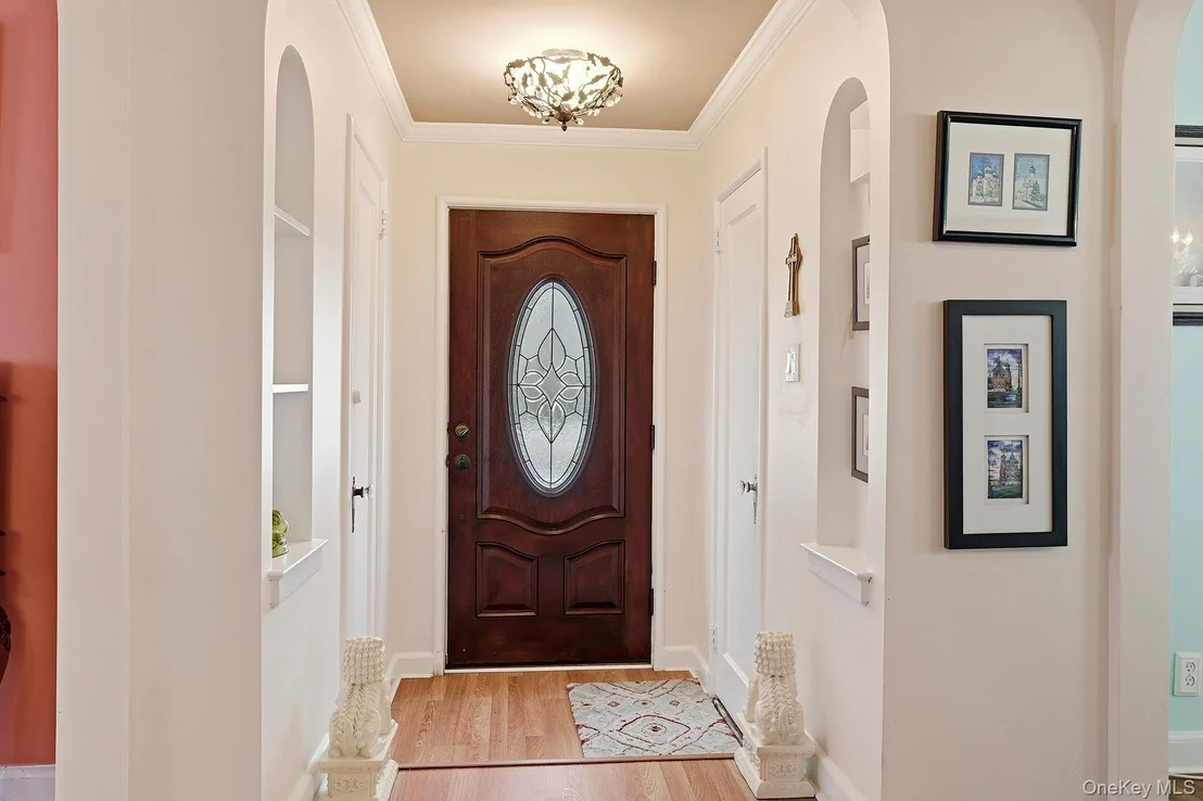 Photo of 1671 Bay Boulevard