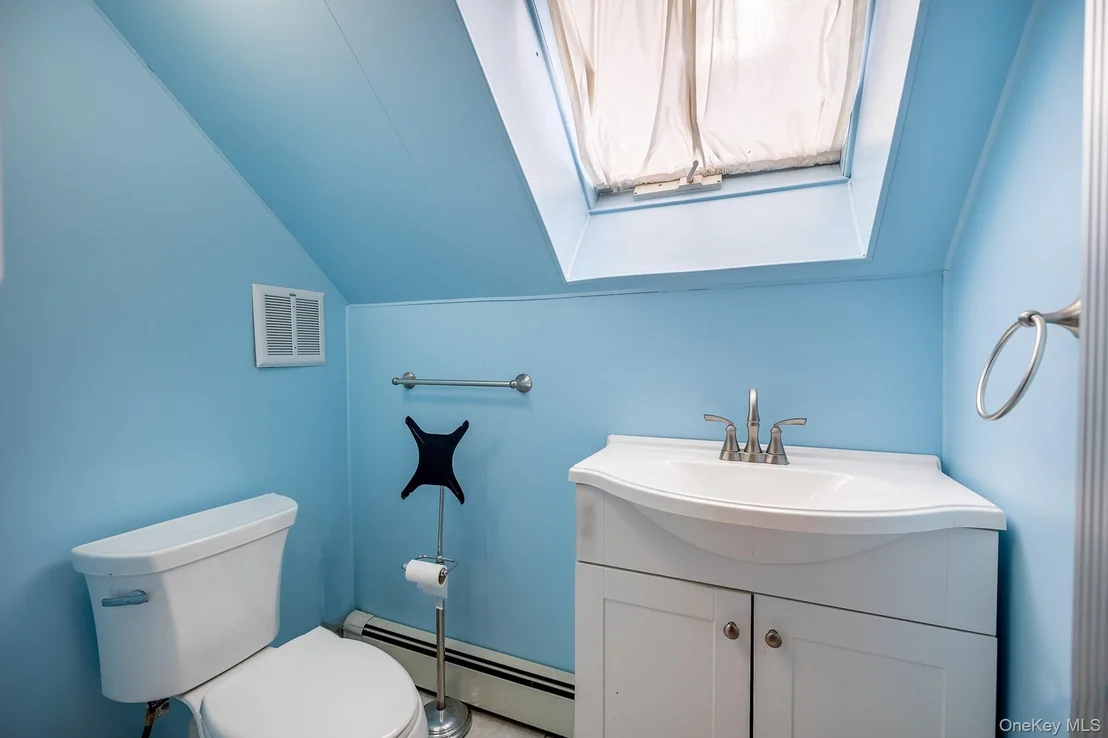 Photo of 5 Meadowbrook Drive