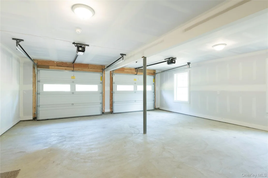 Photo of 15 Tompkins Avenue