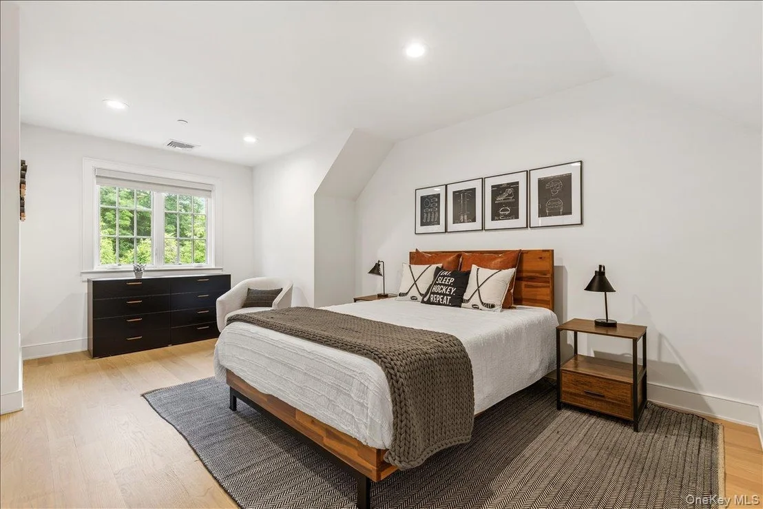Photo of 127 Rye Ridge Road