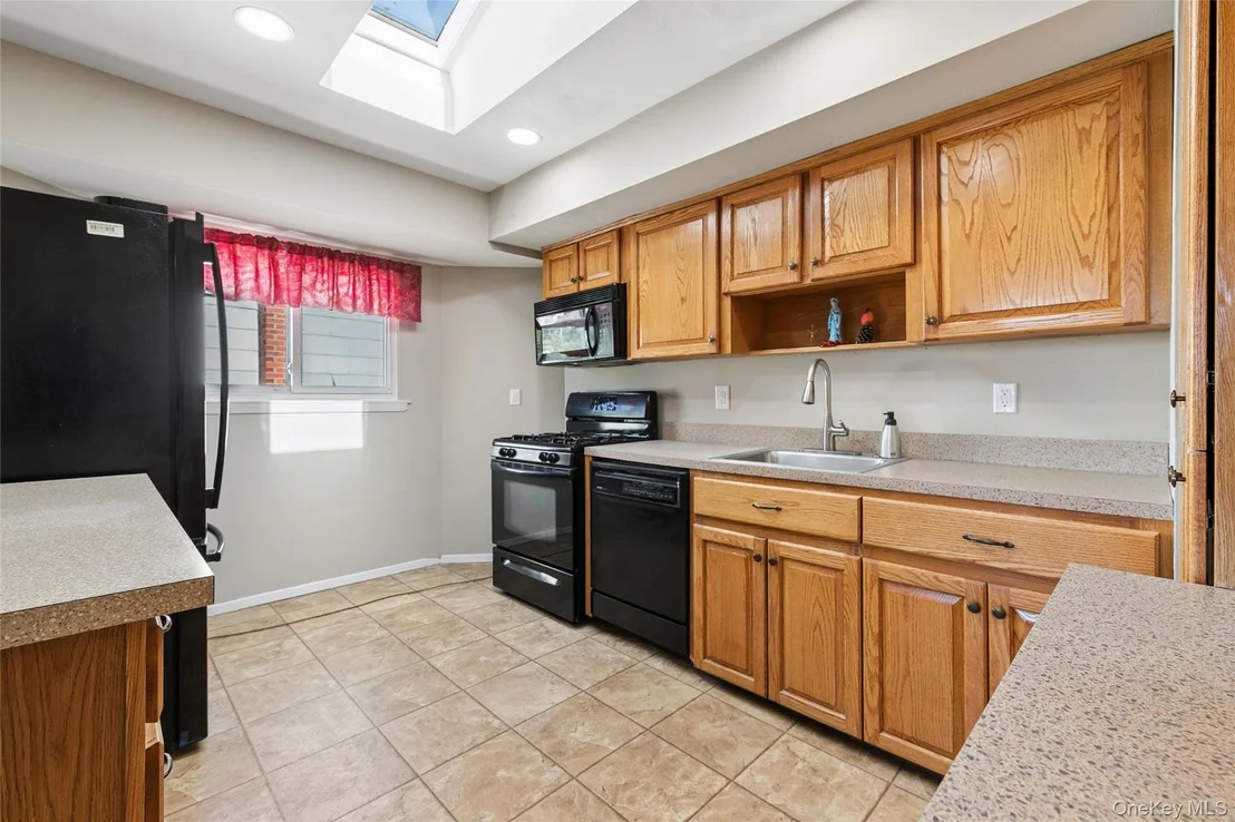 Photo of 244 Lakeside Trail