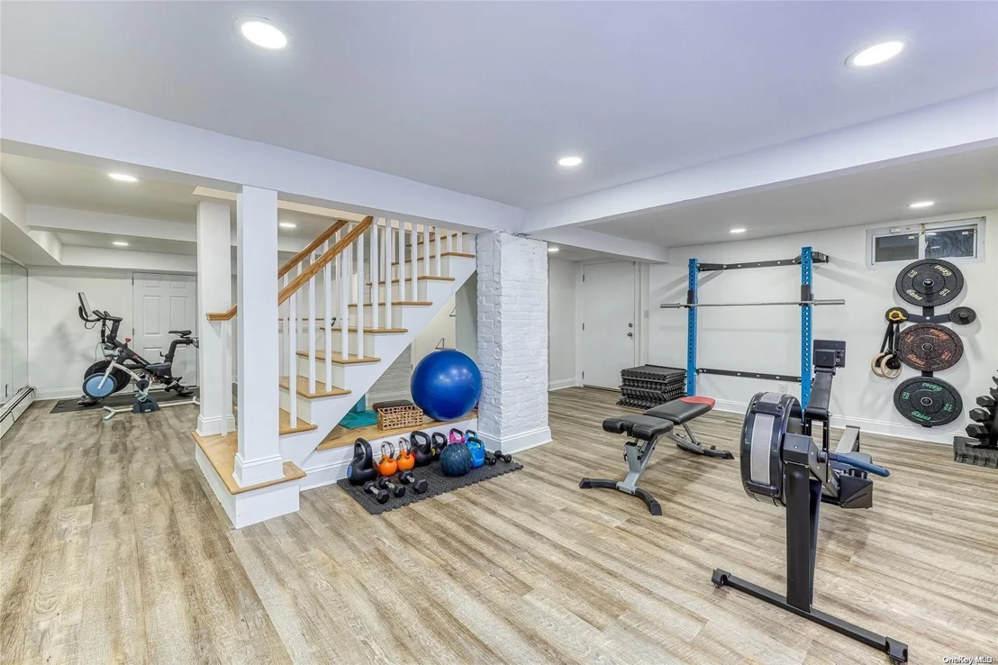Photo of 49 Lindenmere Drive