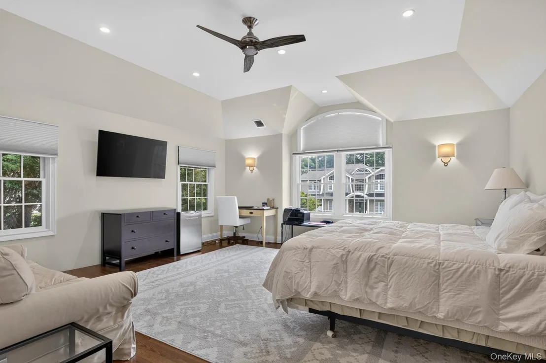 Photo of 136 Circle Drive