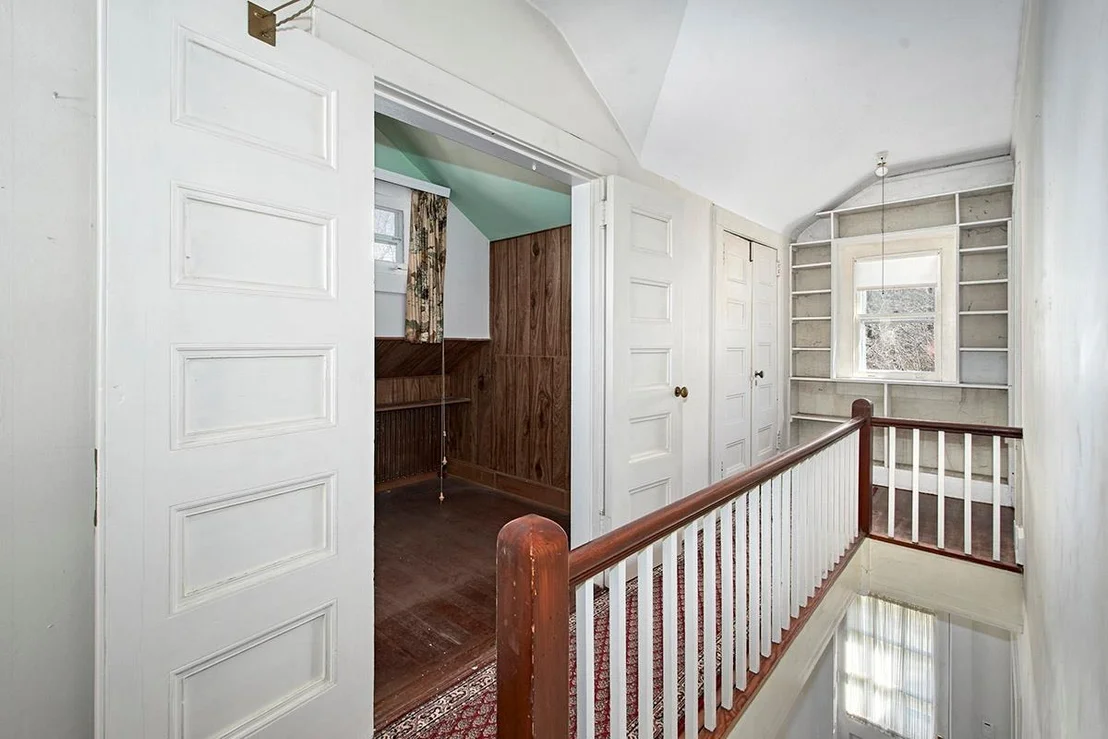 Photo of 10 Leroy Place