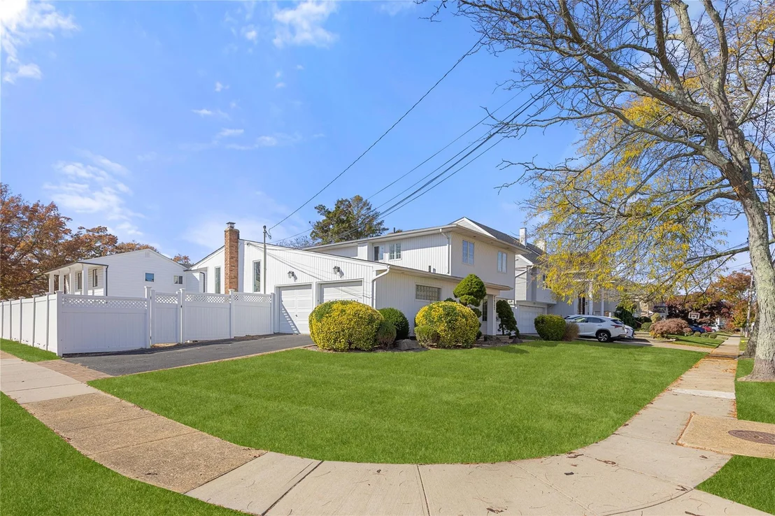 Photo of 2932 Joyce Lane