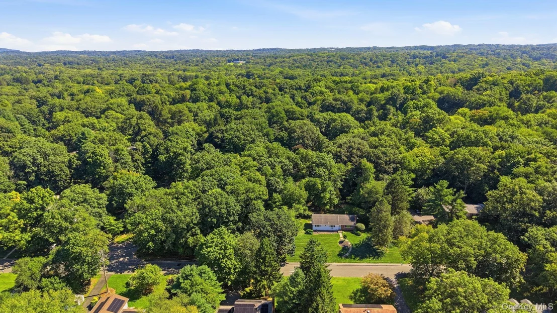 Photo of 5 River Road