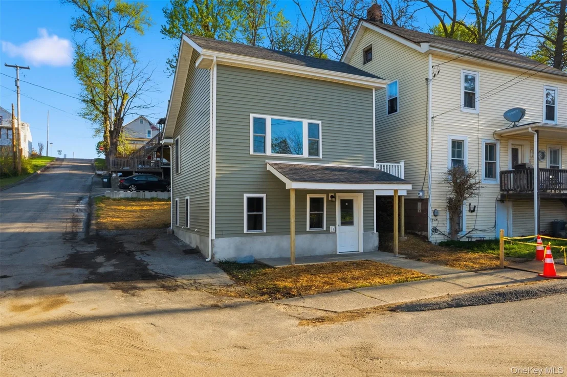 Photo of 116 Maple Street