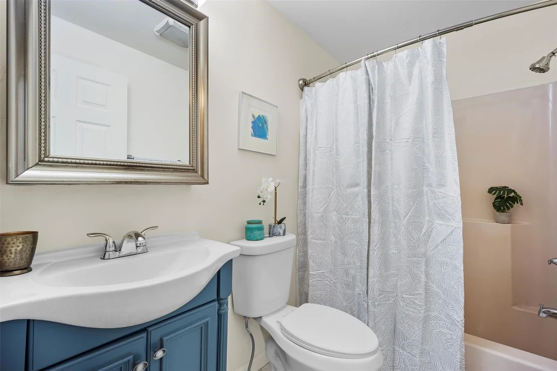 Photo of 82 Peach Road