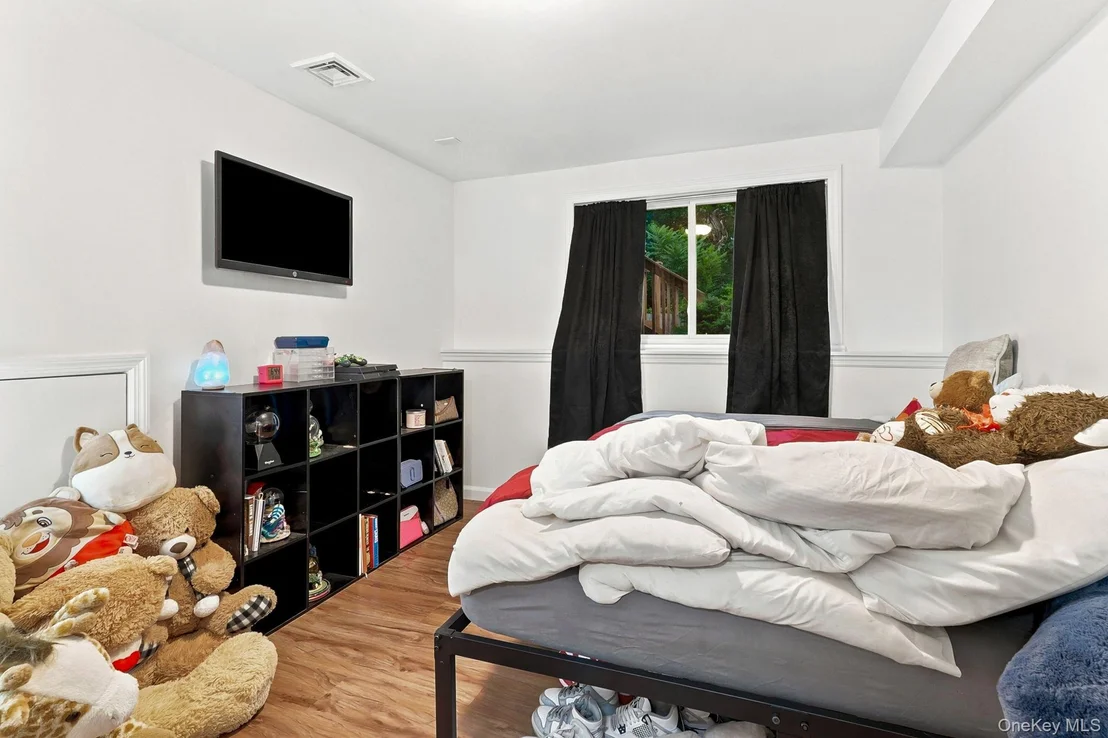 Photo of 47 Riverview Drive
