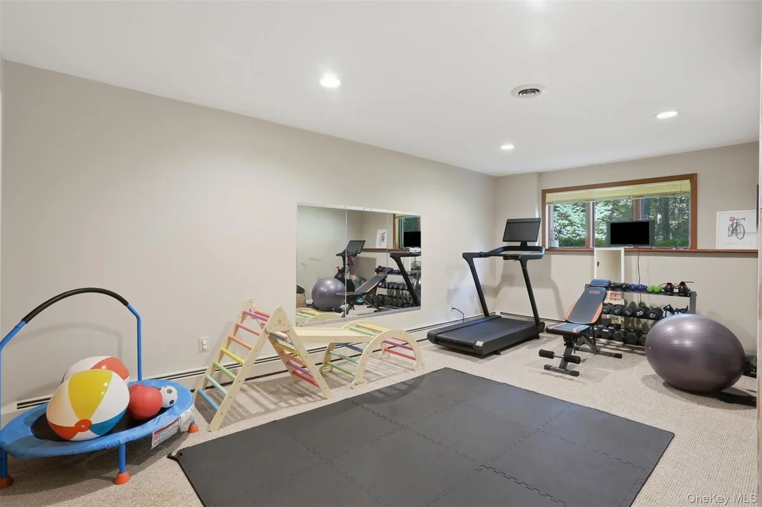 Photo of 17 Stoutenburgh Drive