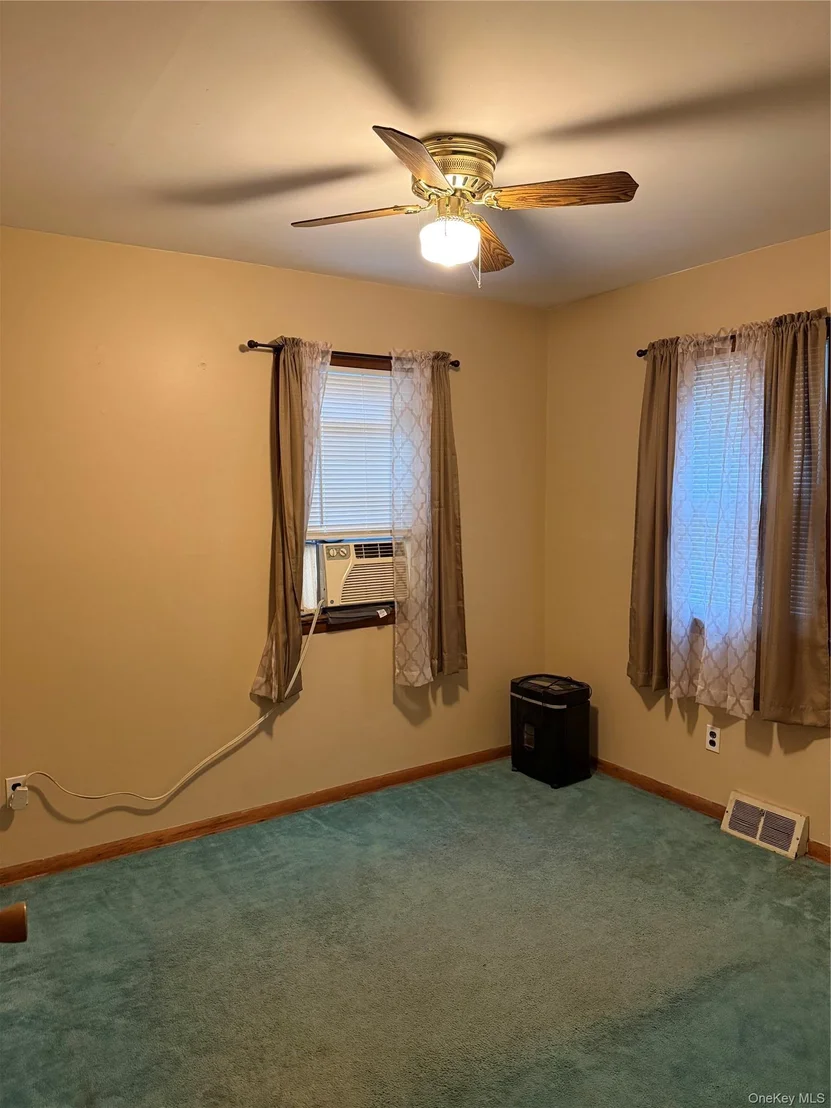 Photo of 12 Heck Road