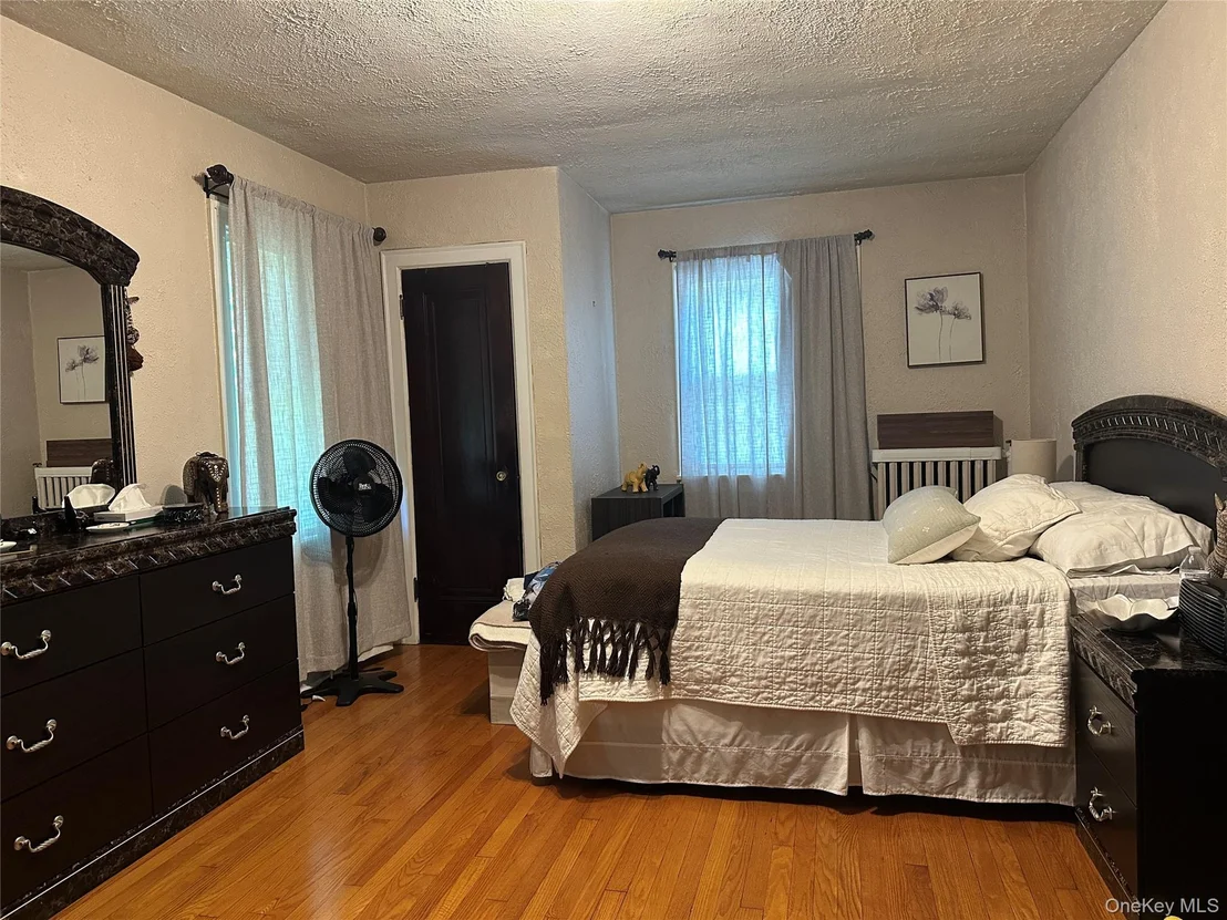 Photo of 237 Windsor Highway