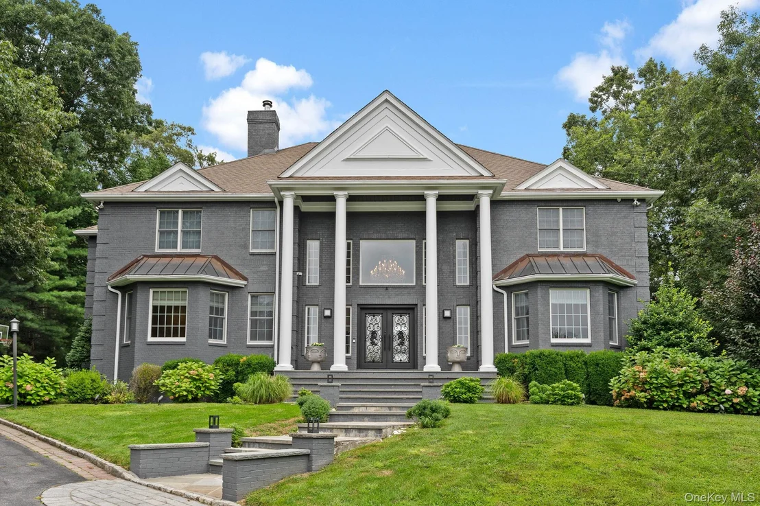 Photo of 20 Stonewall Circle