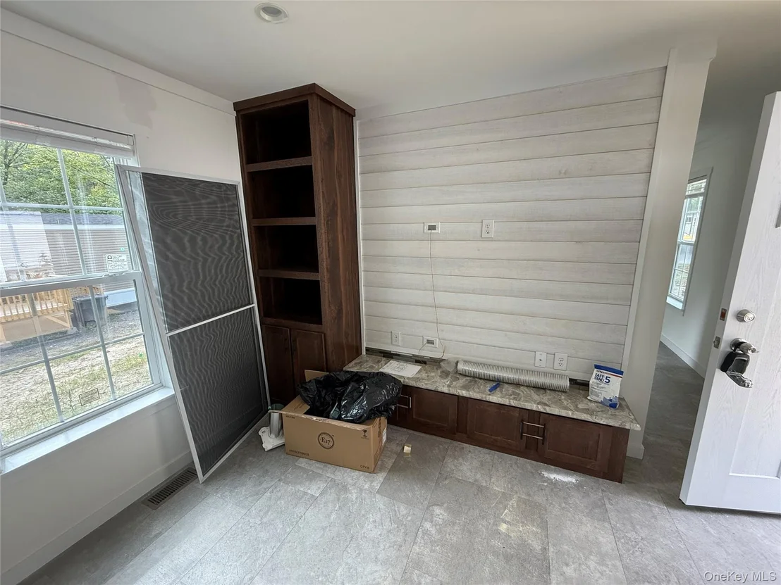 Photo of 114 Forest Park (aka Hubert St)
