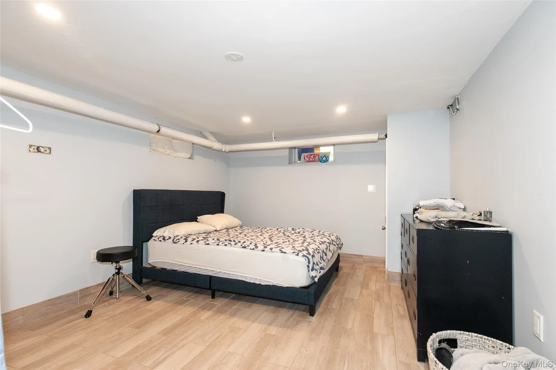 Photo of 367 Summit Avenue