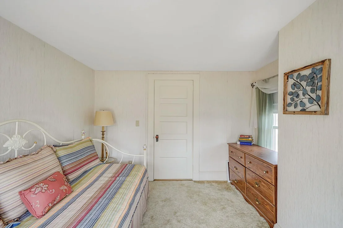 Photo of 279 Sunset Avenue