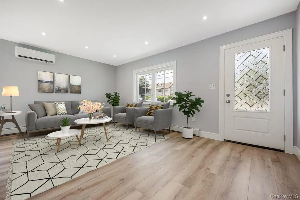 Photo of 335 Peninsula Boulevard