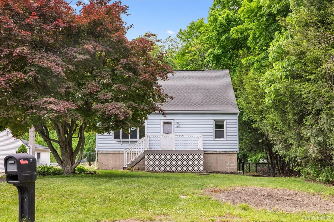 Photo of 7 Hazel Drive