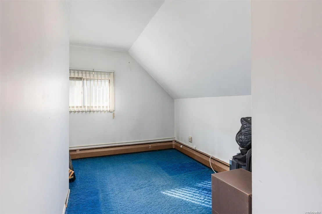 Photo of 350 Blacksmith Road W